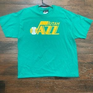 UTAH JAZZ retro basketball T shirt XL old school logo NBA Light Green vintage